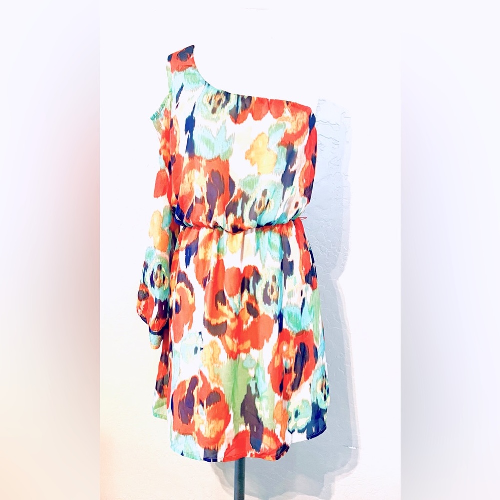 GB One shoulder bright and flowy chiffon dress
